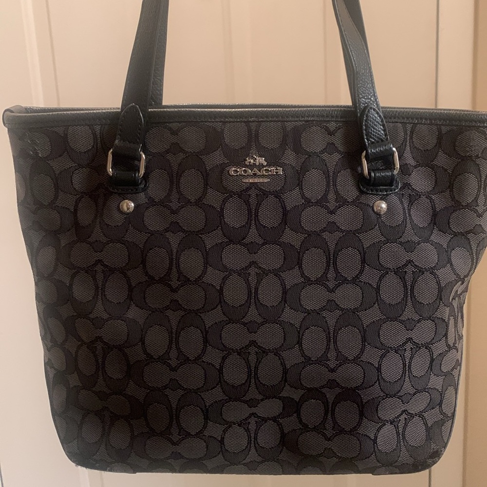 Coach Shoulder Bag